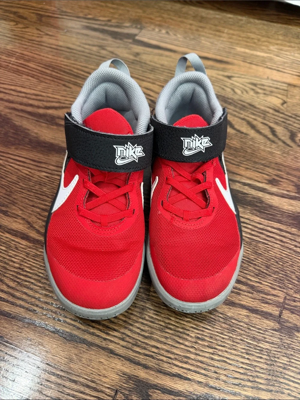 Nike bold red